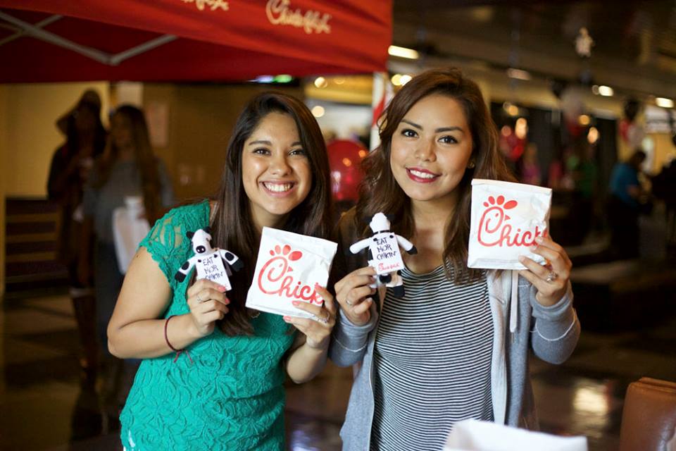 Students Celebrate Their First Chikin Sandwich