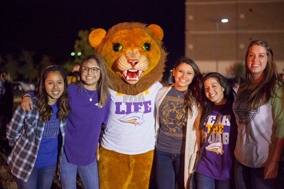 Students Pose With Judah During Evening Activities