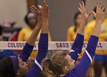 SAGU Volleyball Sweeps Texas Wesleyan